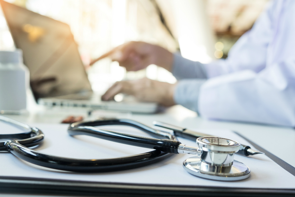 Stetoskop och dator.jpg