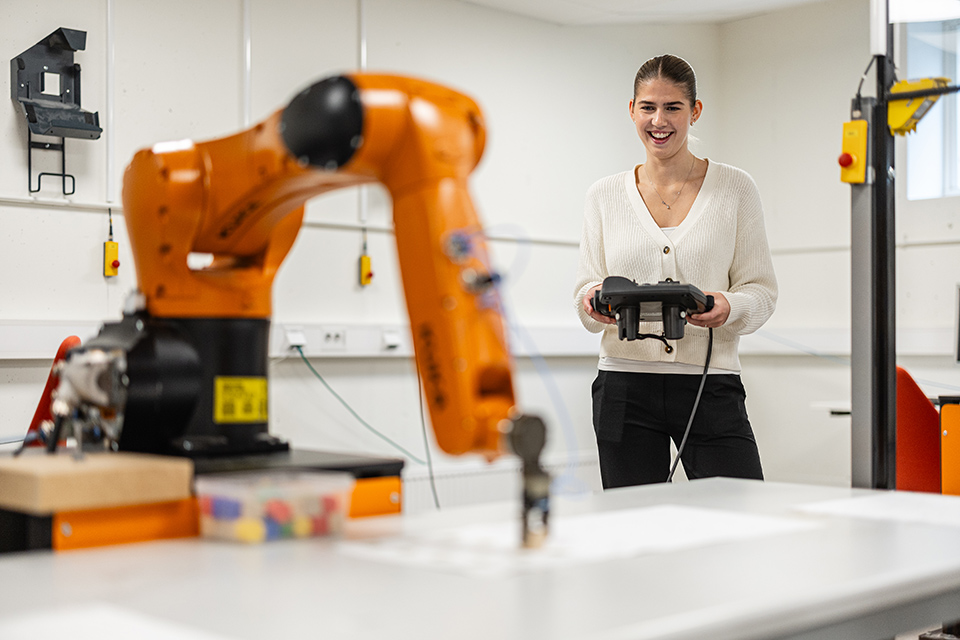 Bild På Robot I Högskolan I Gävle